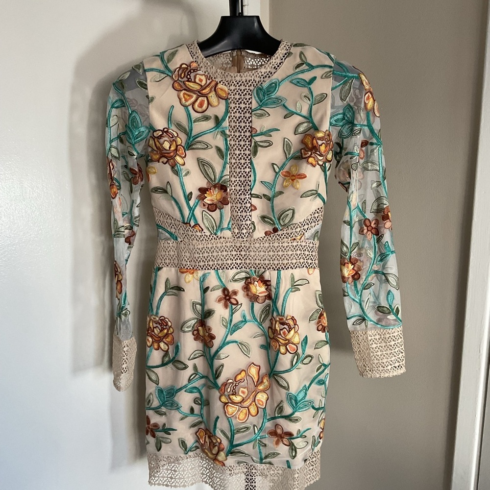 Vone Floral Embroidered Long Sleeve Mini Dress Small Kentucky Derby - Picture 2 of 12
